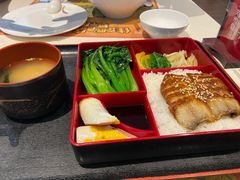 烧汁烤鳗鱼套餐-帝企鹅自助餐厅•儿童岛•真企鹅(长隆企鹅酒店)