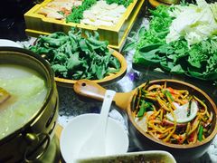 -慢丽江·云南野生菌土鸡锅(西山店)