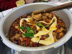 -晓彭肥肠鸡·泡椒鸡火锅(水木天地店)