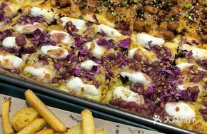 Plum-Scented Red Bean Glutinous Rice with Spicy Chicken