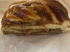 苹果肉桂卷-得粒烘焙坊Daily Bakery House(东海花园店)