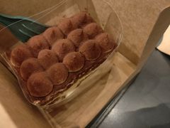 -星巴克(上海虹桥新天地二店)
