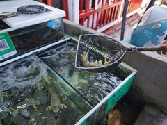 -拉威海鲜市场