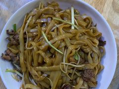 干炒牛河-三头牛·潮汕牛肉生蚝火锅 (夏湾店)