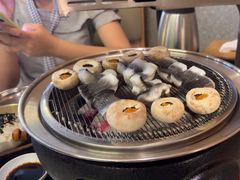 -围炉肉舍•炭烤活鳗•丹东海鲜烤肉(步行街店)