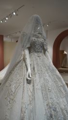 -派丽莫Pellimo原创设计婚纱品牌