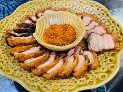 脆皮猪肉-仁和人家