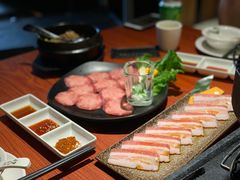 -山之屋炭火烧肉·生啤畅饮(大朗万科中央公园店)