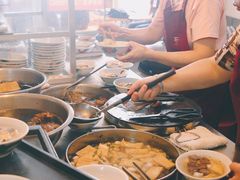 -松树干拌面店