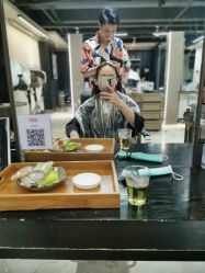 -苑苑发型设计