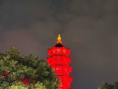 -绳金塔