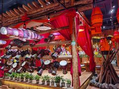 -老滇山寨•云南特色菜•地方菜•民族风情歌舞表演(金碧店)