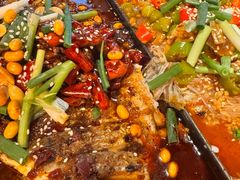 -鸣记脆皮烤鱼·海鲜烤鱼(三八广场店)