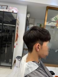 -镁连社·美联社