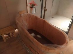 -苑苑vbeauty科技美容SPA
