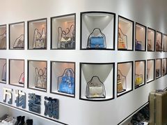 -万物奢潮中古奢侈品(青岛店)