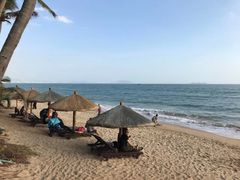 -三亚湾海居铂尔曼度假酒店