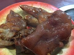 -青岩季姨妈卤猪脚店