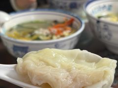 -长人馄饨铺(解放街店)