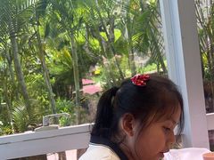 -水桶王国主题餐厅·聚会·生日派对·亲子活动·家庭套餐(亚龙湾希尔顿店)