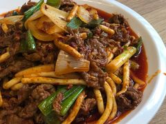 爆炒牛犊肉-阿西娅·西北妈妈拿手菜(华联店)