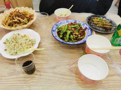 -江城燕子大排档(江汉路步行街店)