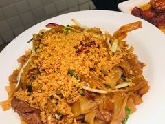 -新大咀港式茶餐厅(宝山万达店)