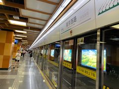 -南京西路(地铁站)