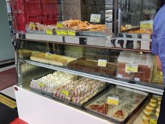 面包甜点陈列柜-鲍师傅糕点(西站店)