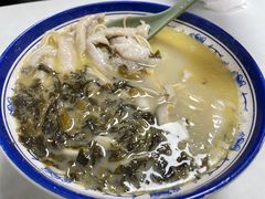 招牌黄鱼面-明呈黄鱼面馆(斜土路店)