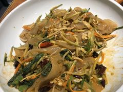 -95号酱骨·一块豆腐(展春园西路店)