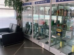 -华胜奔驰宝马奥迪专修连锁(虹梅南路店)