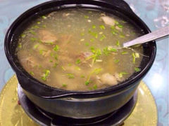 土鸡汤-姐妹食尚朴宿