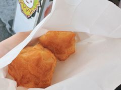 -天品味 一口吃榴莲泡芙