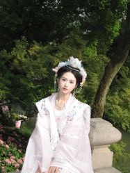 -洛水阁·汉服妆造体验馆(山塘街店)