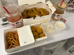 -BHC炸鸡(明洞总店)