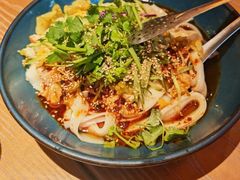 -耶里夏丽·丝路国际·新疆餐厅(浦东区东方路店)