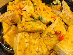 石锅海胆豆腐-品海楼·大连海胆锅贴馆(东港店)