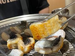 -围炉肉舍•炭烤活鳗•丹东海鲜烤肉(步行街店)