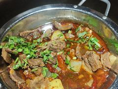 -大众跷脚牛肉馆·非遗传承单位(峨眉山店)