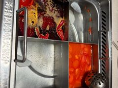 -海底捞火锅(中商百货夜宵主题店)