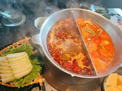 -湊湊火锅·茶憩(新中关购物中心店)