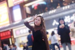 -爱的化妆工作室(雅地天际店)