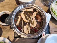 -龙聚德北京烤鸭(沙坪坝华宇A馆店)