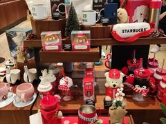 零售区-星巴克臻选(广州沙面店)