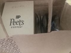 -Peet's 皮爷咖啡(陆家嘴中心店)