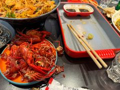 -川流不息·地道川菜·小龙虾(松东路店)