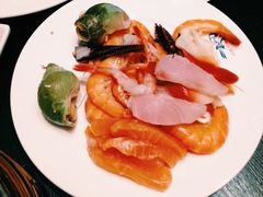 三文鱼-小天鹅戴斯酒店鲸鲨百汇创作料理