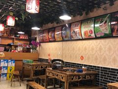 大堂-草原三宝汤锅