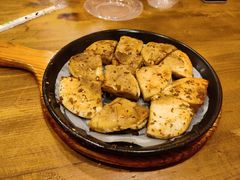 料理烤特色火烧-老东镇啤酒屋海鲜加工·蒸汽海鲜·海鲜烧烤(台东店)